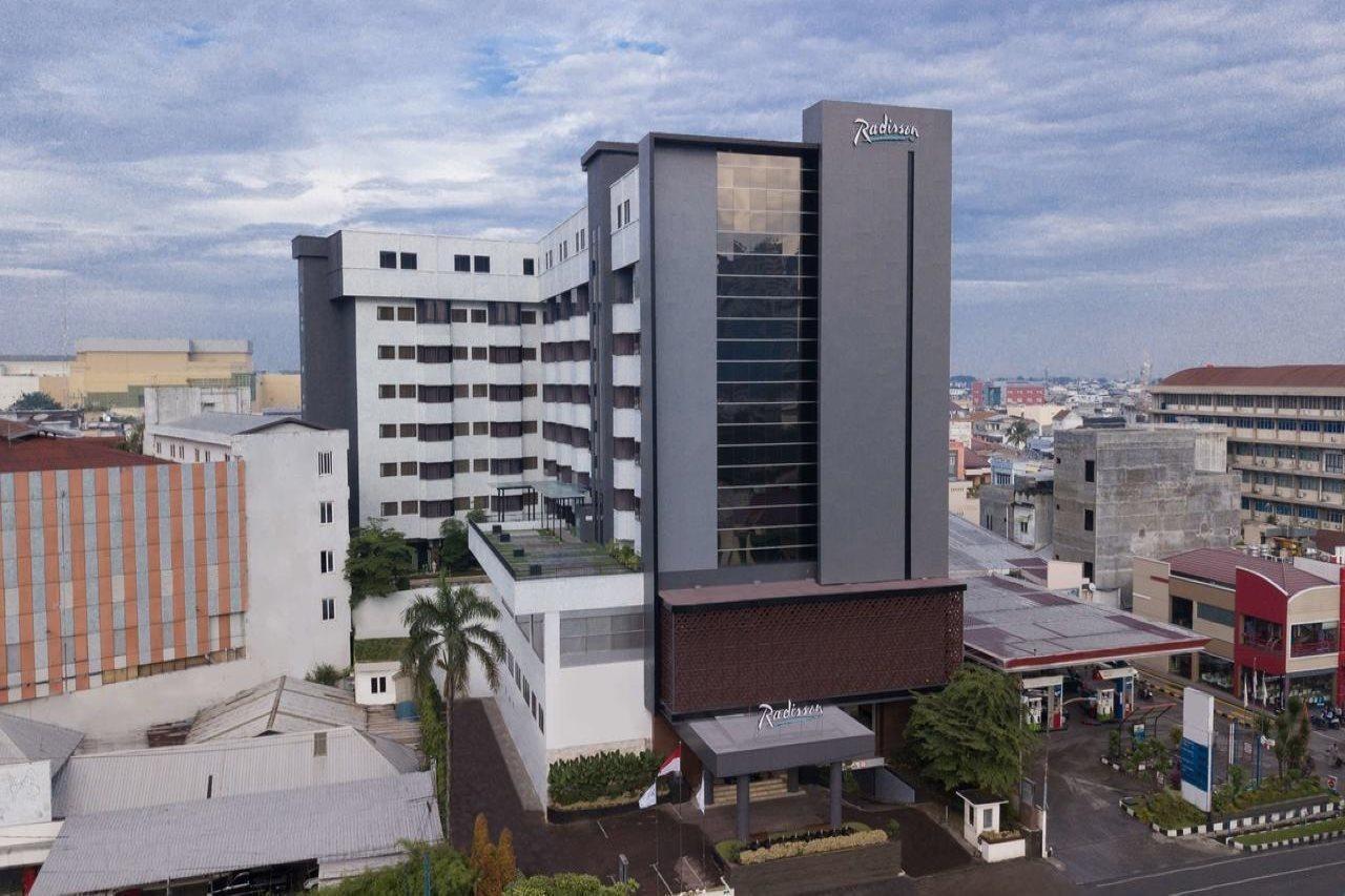 Aiho Hotel Medan Exterior foto