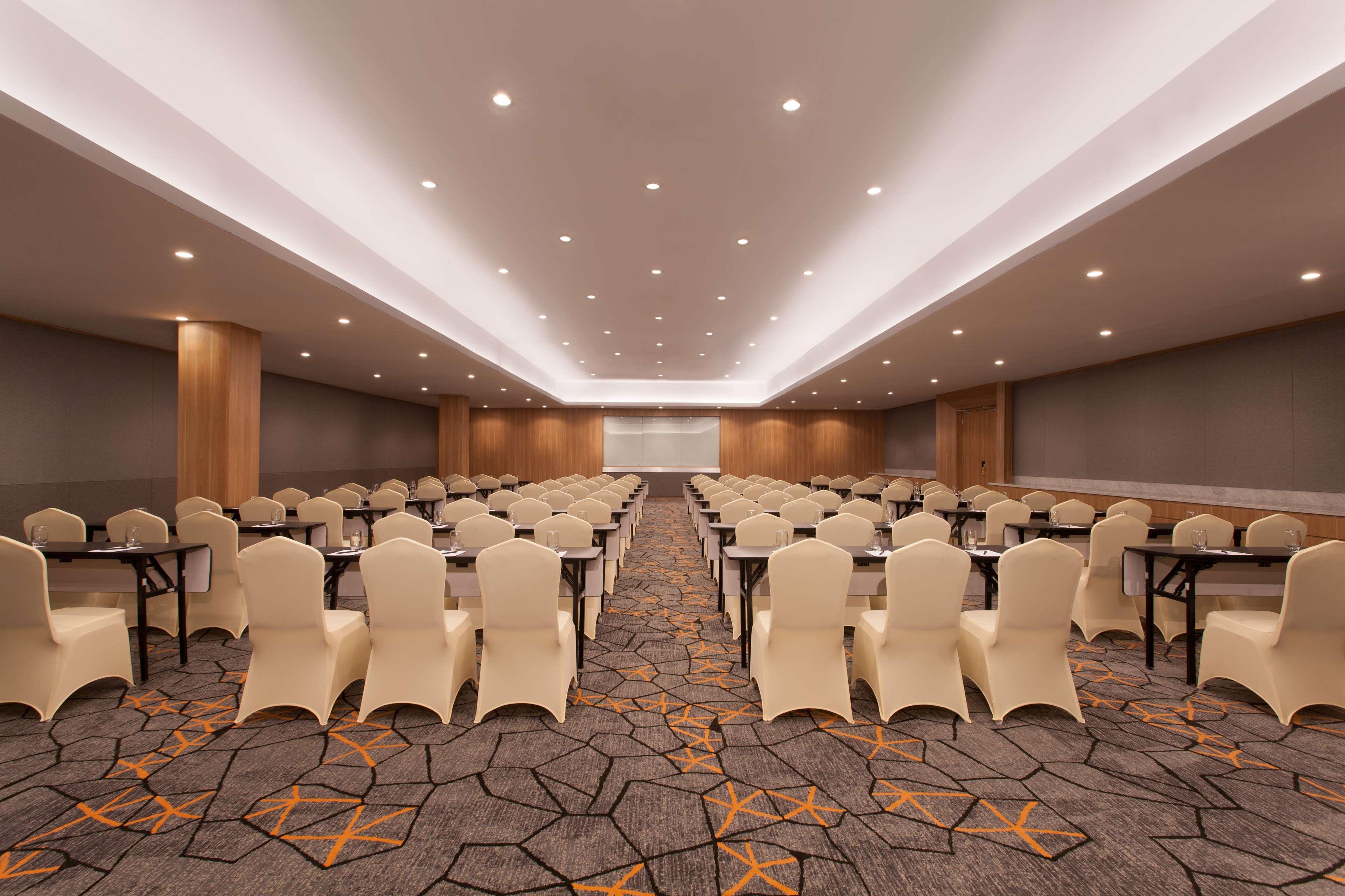 Aiho Hotel Medan Exterior foto